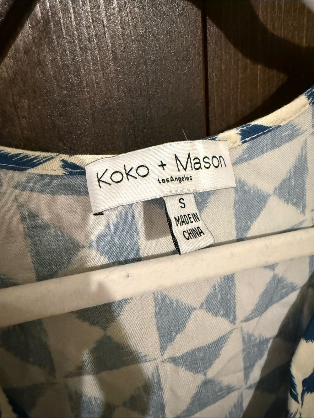 V-Neck Blue & White Geometric Tiered Midi Dress - Picture 5 of 7